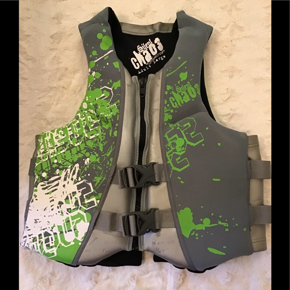 Sterns ‘Silent Chaos’ adult life jacket